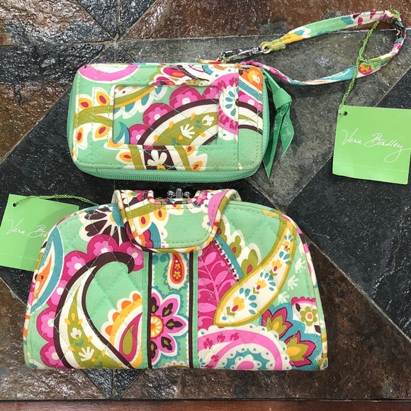 Vera Bradley Handbags - Vera Bradley Women’s matching Kiss n Snap wallet and wristlet Tutti Fruitti